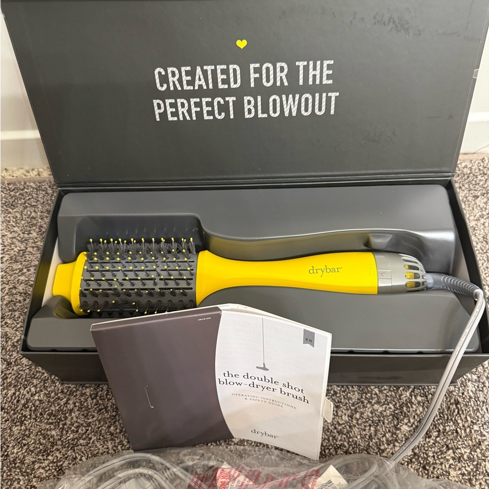 Drybar Double Shot Blow out Dryer Brush